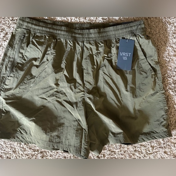 VRST Other - Men’s New VRST Men's 5" All-In Unlined Short Shorts Olive Green Shine Size XL